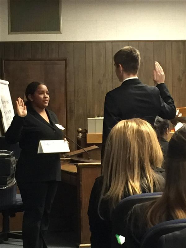 Swearing in a witness at the Mock Trial competition